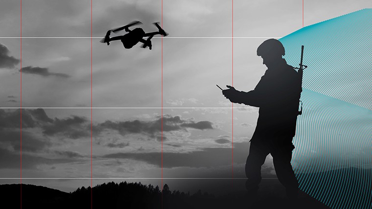 warfighter using tech in the field